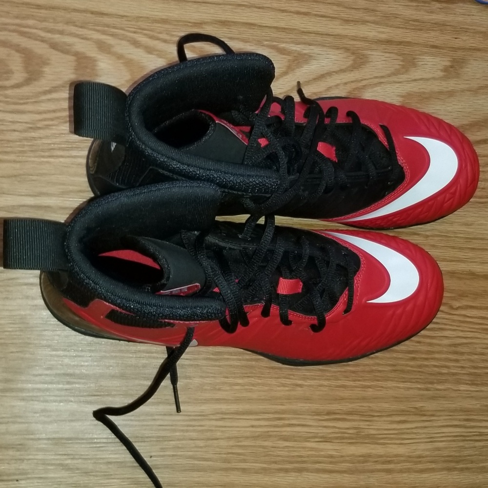 Nike Cleats Size 10
